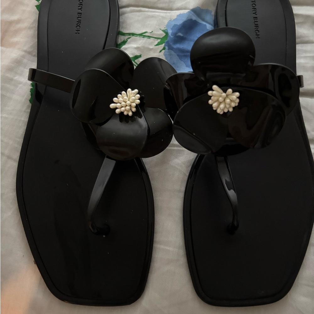 Tory Burch Black Sandals Elegant Design